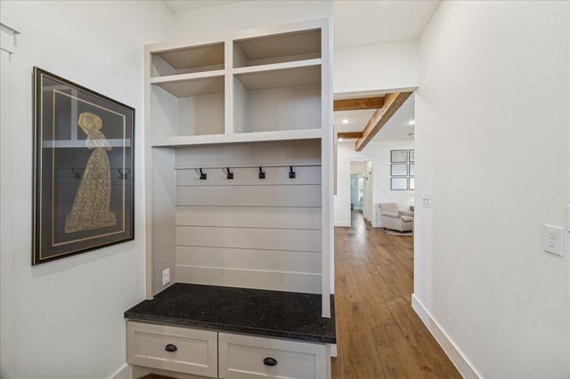 216 W 30th Street, Houston, TX 77018