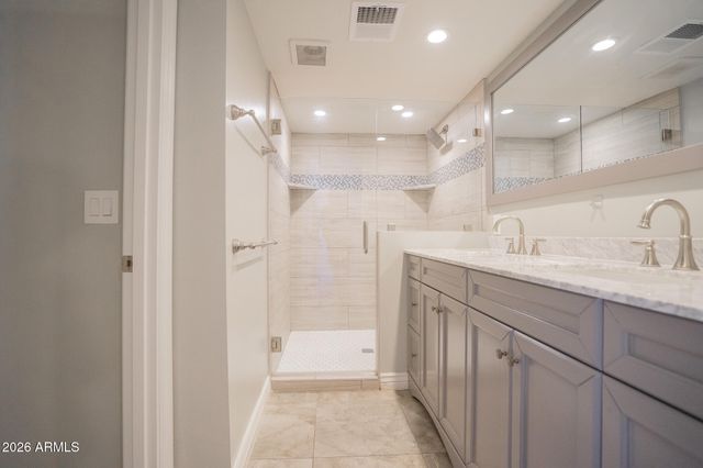 1008 E Citrus Way, Phoenix, AZ 85014