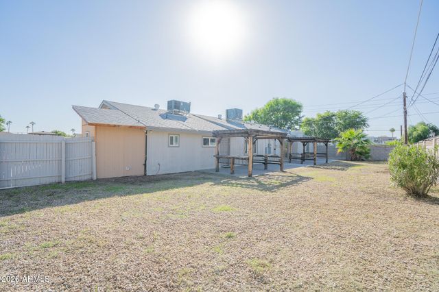 1008 E Citrus Way, Phoenix, AZ 85014