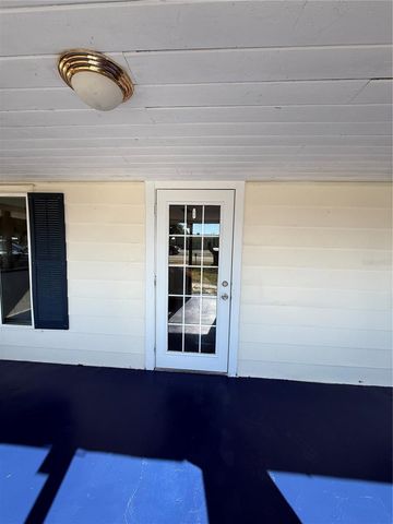 311 E BRIDGERS AVENUE, Auburndale, FL 33823