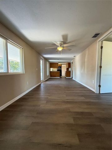 311 E BRIDGERS AVENUE, Auburndale, FL 33823