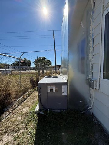 311 E BRIDGERS AVENUE, Auburndale, FL 33823