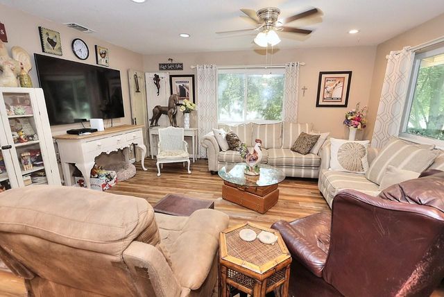 9311 GOLDEN GATE Ave, Orangevale, CA 95662