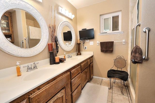 9311 GOLDEN GATE Ave, Orangevale, CA 95662