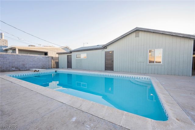 551 National Street, Henderson, NV 89015