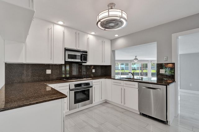 271 SE 5th Terrace, Pompano Beach, FL 33060