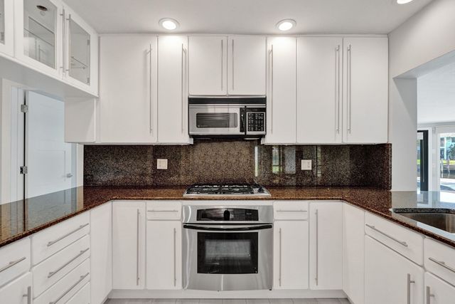 271 SE 5th Terrace, Pompano Beach, FL 33060