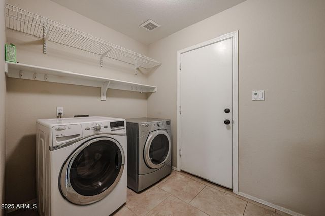 26224 N 40th Place, Phoenix, AZ 85050