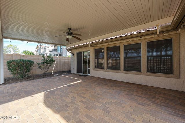 26224 N 40th Place, Phoenix, AZ 85050