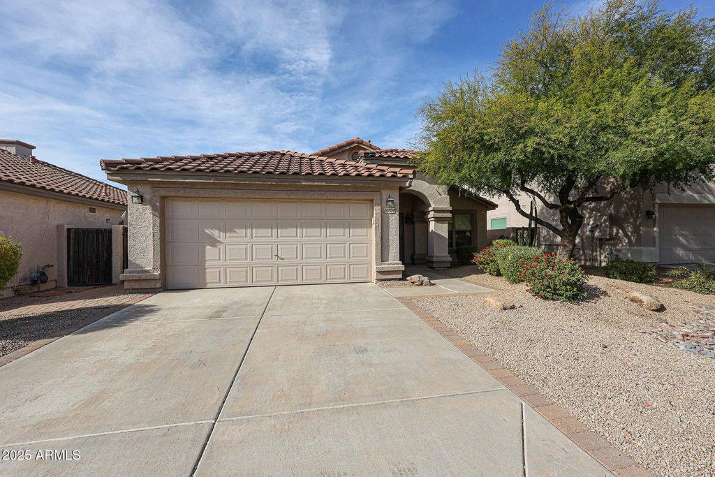 26224 N 40th Place, Phoenix, AZ 85050