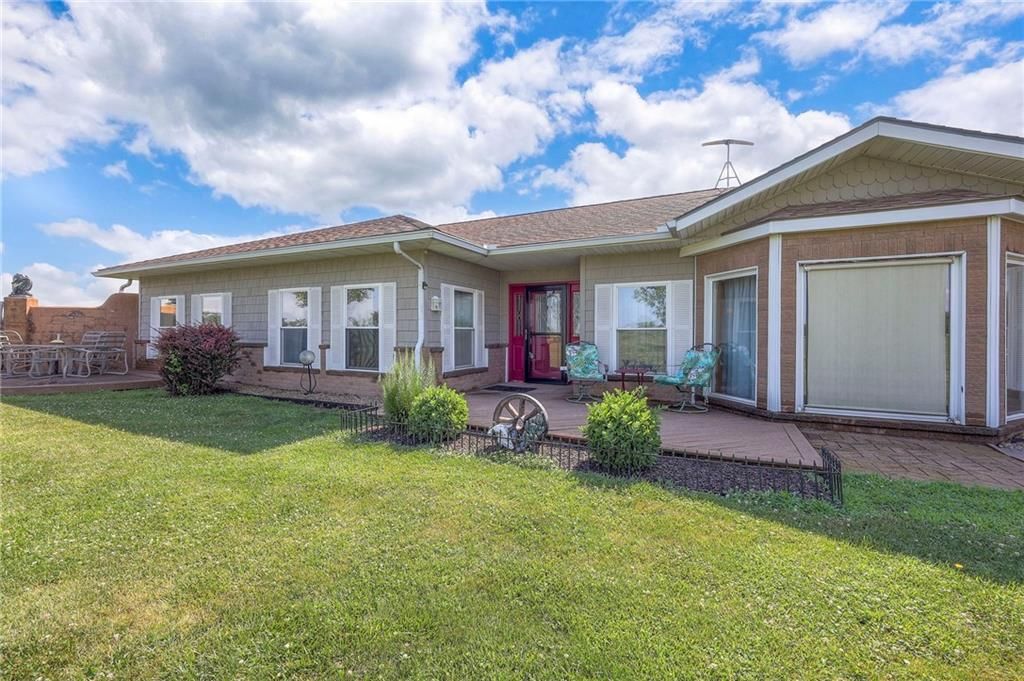 10804 Wellman Road, Mclouth, KS 66054