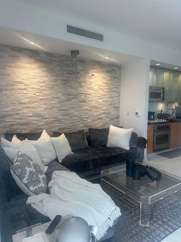 575 6th Avenue 905, San Diego, CA 92101