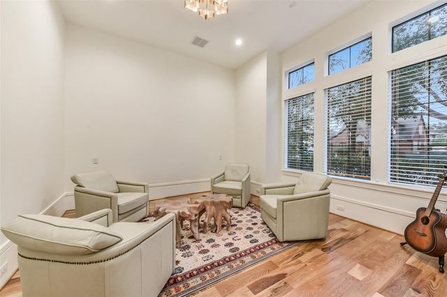 2205 Goldsmith Street, Houston, TX 77030