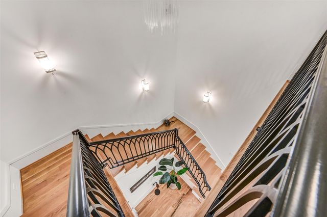 2205 Goldsmith Street, Houston, TX 77030