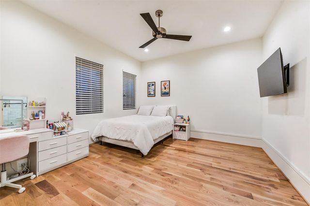 2205 Goldsmith Street, Houston, TX 77030