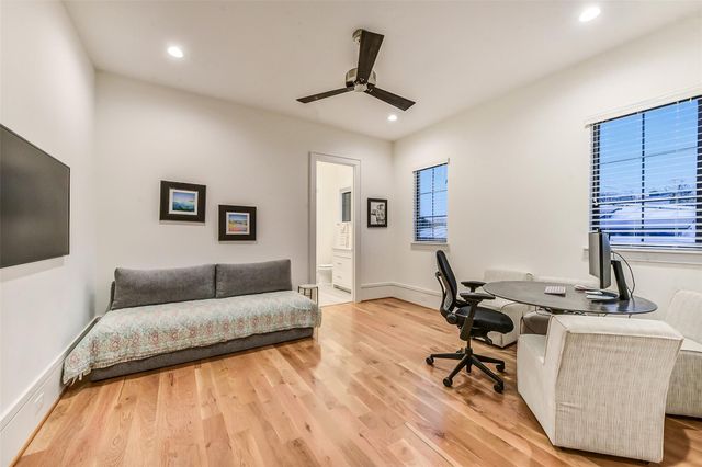 2205 Goldsmith Street, Houston, TX 77030