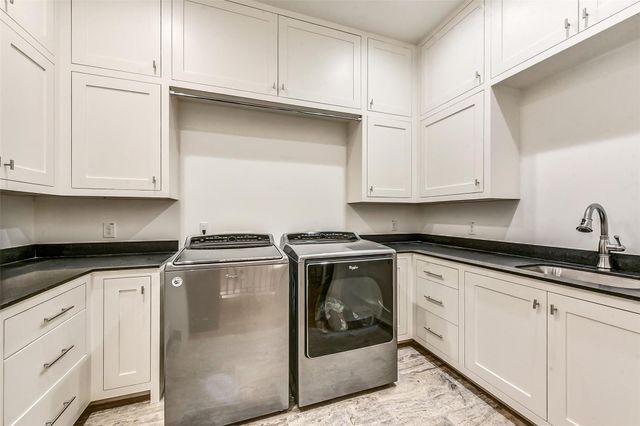 2205 Goldsmith Street, Houston, TX 77030