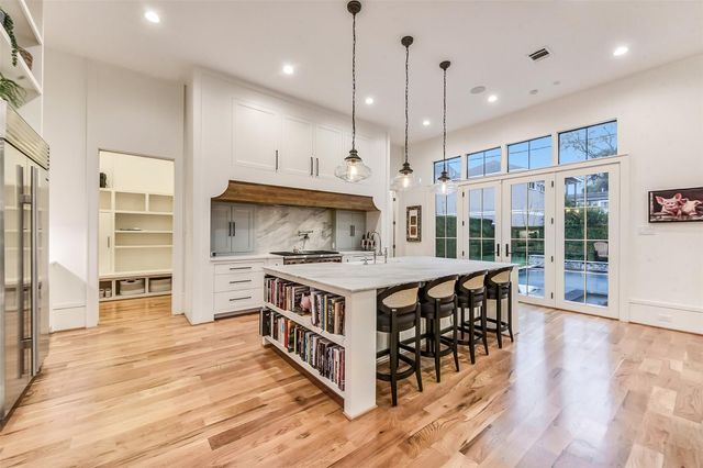 2205 Goldsmith Street, Houston, TX 77030