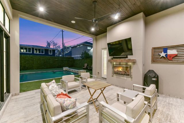 2205 Goldsmith Street, Houston, TX 77030