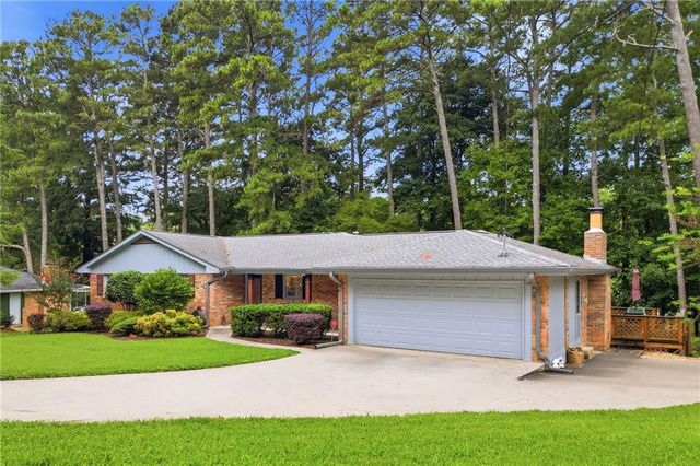 2858 Templar Knight Drive, Tucker, GA 30084