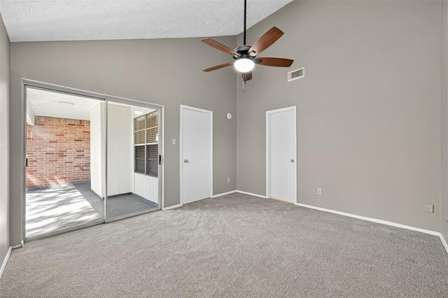 9611 Thistle Trail Drive, Houston, TX 77070