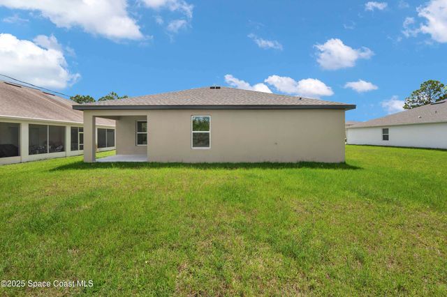 2120 Garbett Avenue SW, Palm Bay, FL 32908