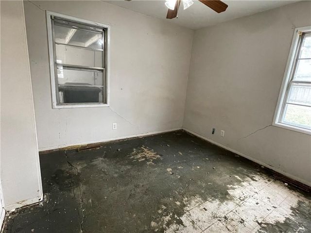 2508 Moundview Drive, Lawrence, KS 66049