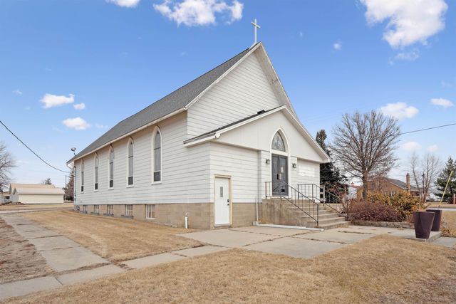 101 Clark Street, Dysart, IA 52224