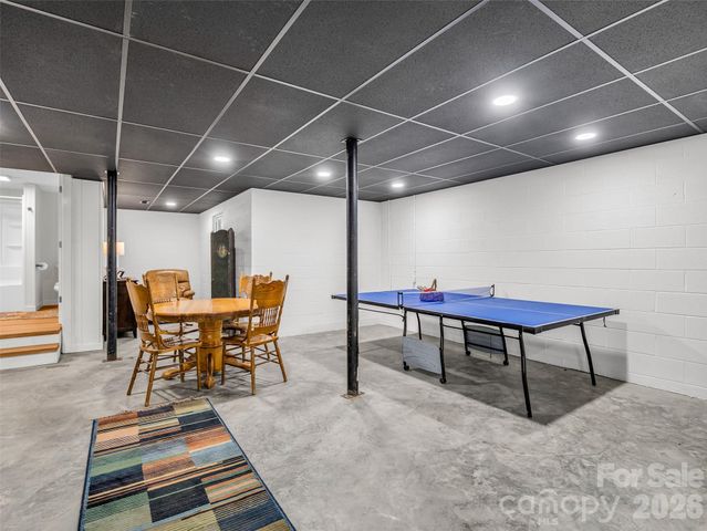 145 Lucas Lane, Mars Hill, NC 28754