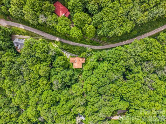 145 Lucas Lane, Mars Hill, NC 28754