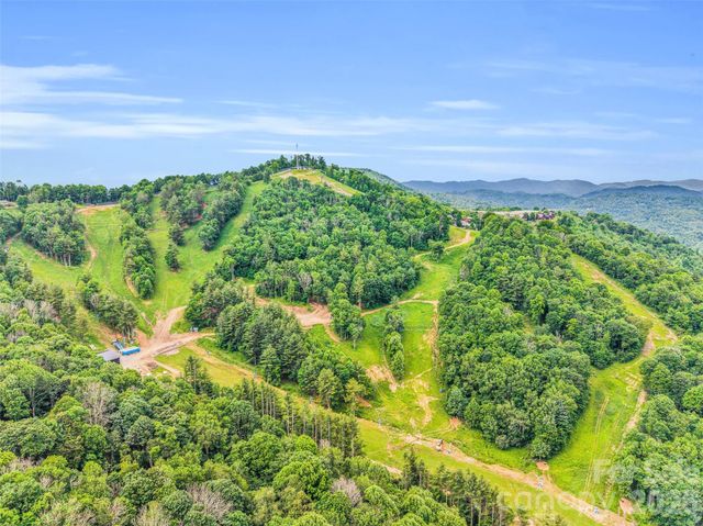 145 Lucas Lane, Mars Hill, NC 28754