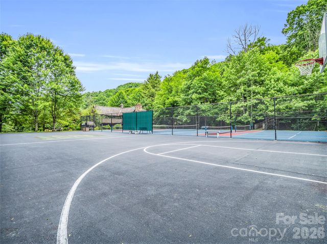 145 Lucas Lane, Mars Hill, NC 28754