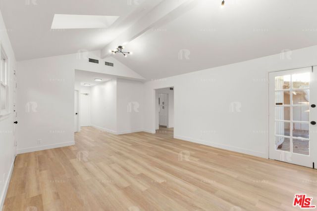 12811 Waddell Street, Valley Village, CA 91607