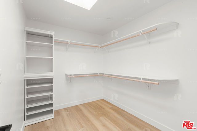 12811 Waddell Street, Valley Village, CA 91607