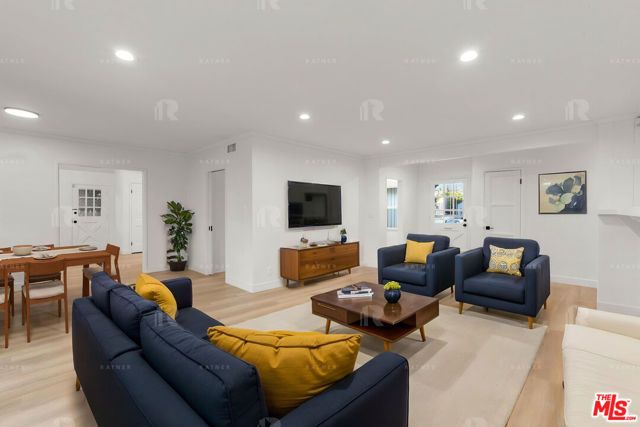 12811 Waddell Street, Valley Village, CA 91607