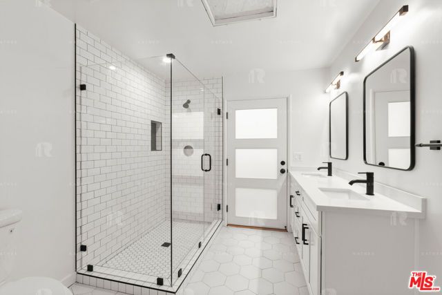 12811 Waddell Street, Valley Village, CA 91607