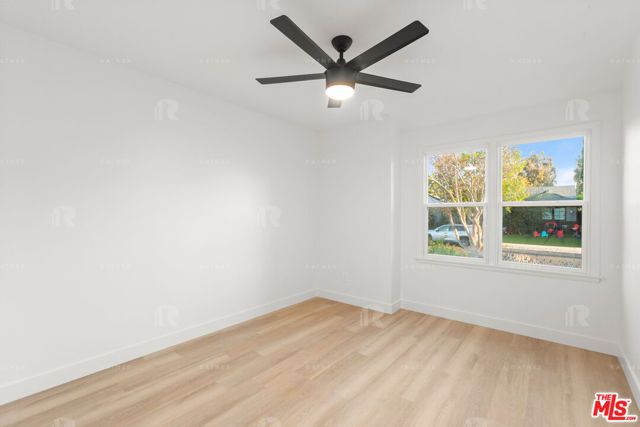 12811 Waddell Street, Valley Village, CA 91607