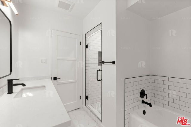 12811 Waddell Street, Valley Village, CA 91607