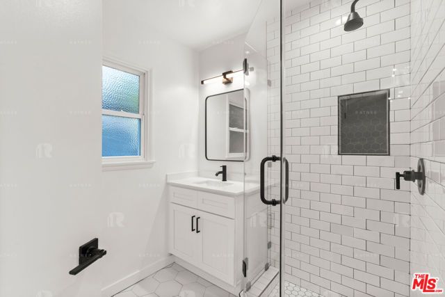 12811 Waddell Street, Valley Village, CA 91607