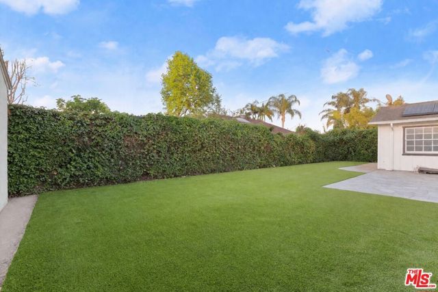 12811 Waddell Street, Valley Village, CA 91607