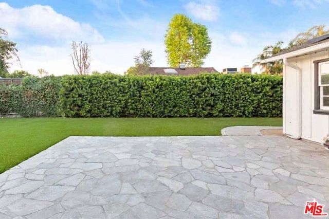 12811 Waddell Street, Valley Village, CA 91607