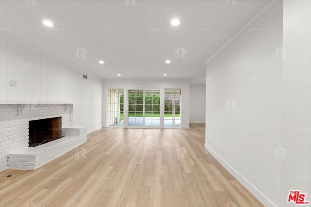 12811 Waddell Street, Valley Village, CA 91607