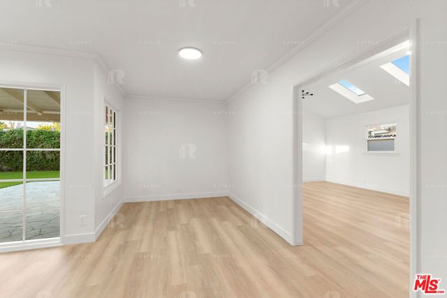 12811 Waddell Street, Valley Village, CA 91607