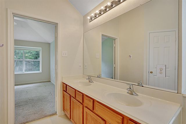 8742 Aberdeen Palms Drive, Houston, TX 77095
