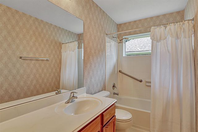 8742 Aberdeen Palms Drive, Houston, TX 77095