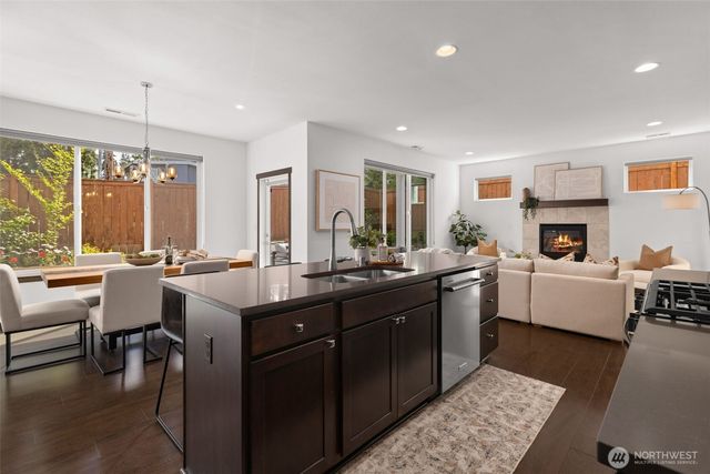 2729 S 124th Lane, Burien, WA 98168