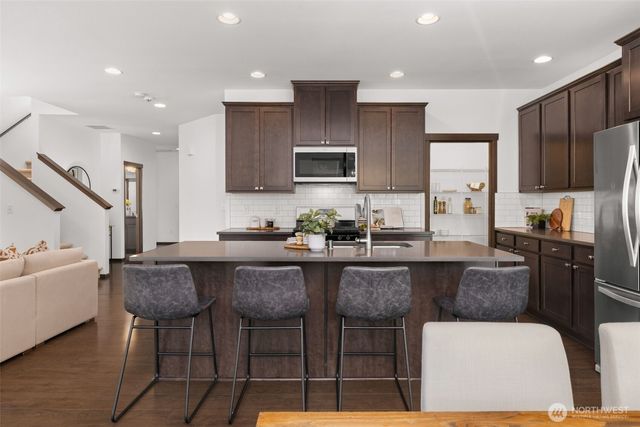 2729 S 124th Lane, Burien, WA 98168