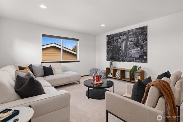 2729 S 124th Lane, Burien, WA 98168