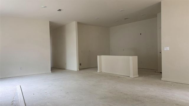 31007 Gayle Prairie Oak Street, Waller, TX 77484