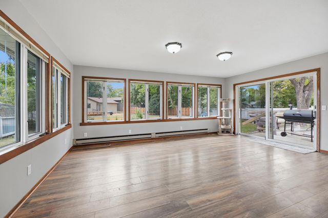 2708 Eastgate Dr. S, Fargo, ND 58103